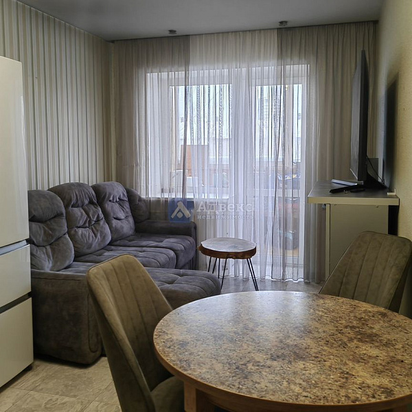 Квартира 3-комн., 101.3 м²