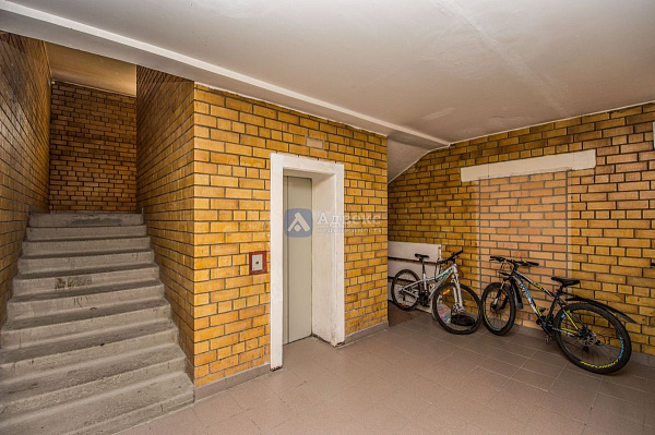 2-к квартира, 87 кв.м.