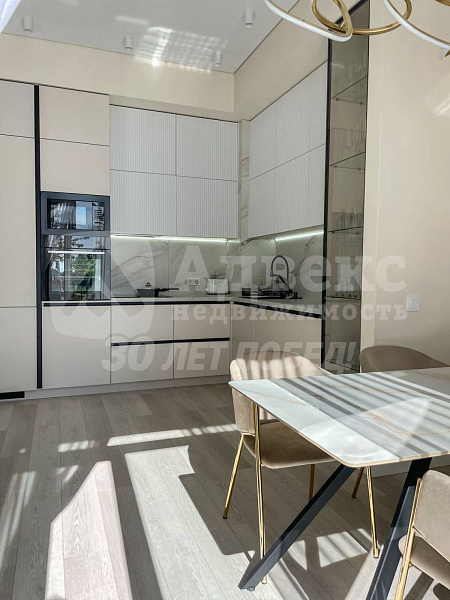 2-к квартира, 78 кв.м.