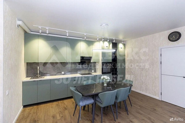 Квартира 2-комн., 67 м²