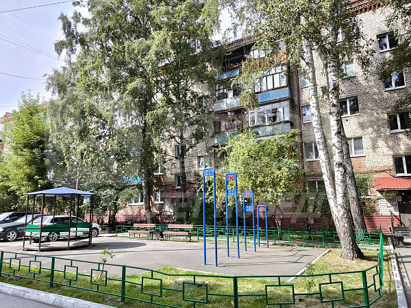 Квартира 3-комн., 50.5 м²