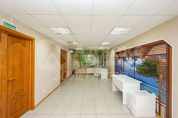 Офисные помещения 74.7 м²