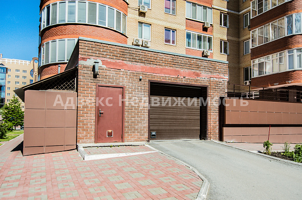 Квартира 2-комн., 92 м²