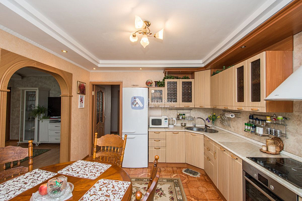 Квартира 3-комн., 91.6 м²