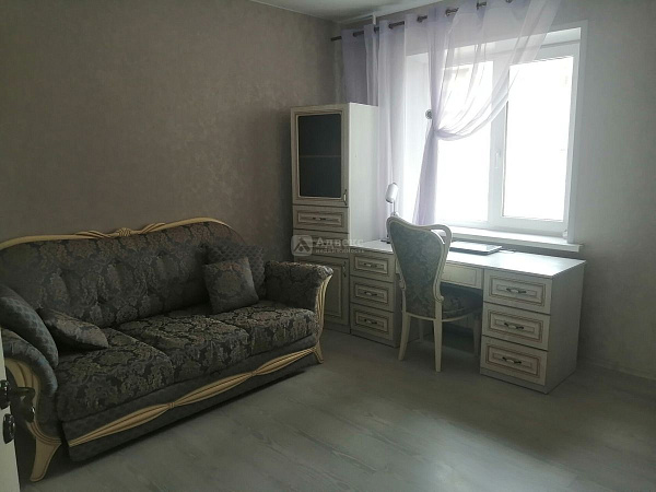 Квартира 3-комн., 145.1 м²