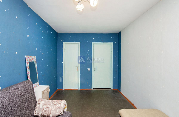 Квартира 3-комн., 55 м²