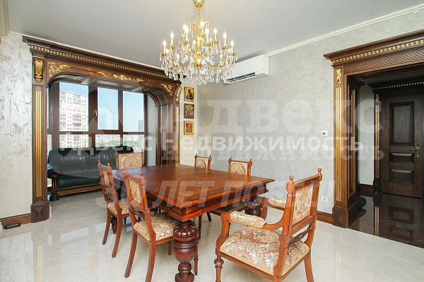 2-к квартира, 72 кв.м.