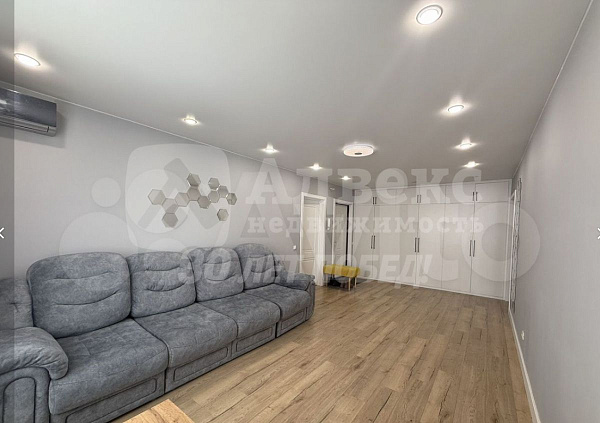 Квартира 3-комн., 87 м²