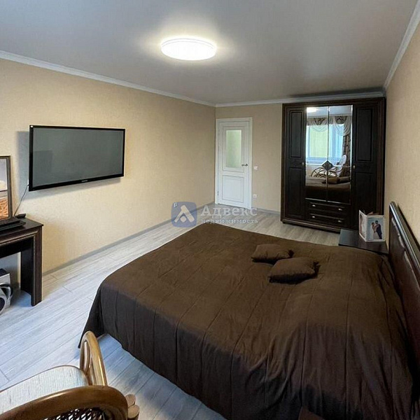 Квартира 3-комн., 92 м²