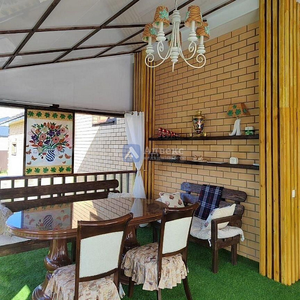 Коттедж 301.2 м²