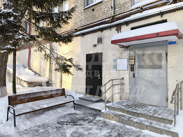 Квартира 3-комн., 55 м²