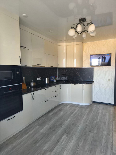 Квартира 3-комн., 92.4 м²