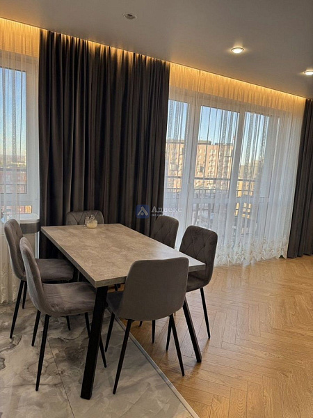 Квартира 4-комн., 83.7 м²