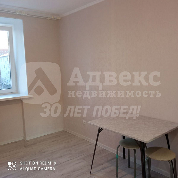 Комната 193.5 м²