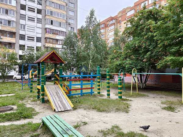 Квартира 3-комн., 93 м²