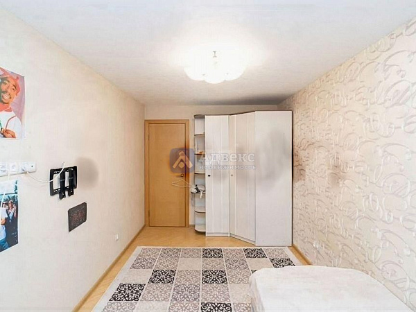 Квартира 4-комн., 74.6 м²