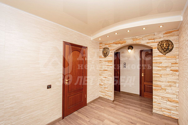 2-к квартира, 72 кв.м.
