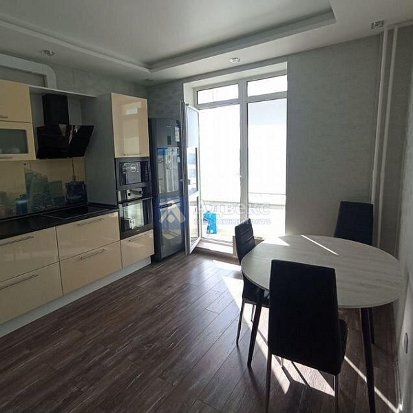 Квартира 1-комн., 43 м²