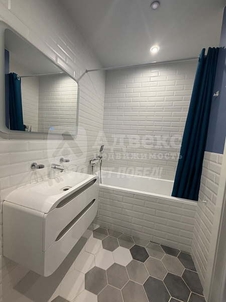 Квартира 2-комн., 75 м²