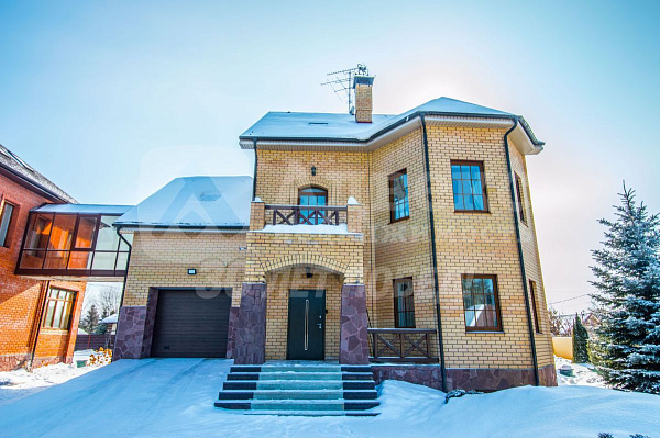 Коттедж 190 м²