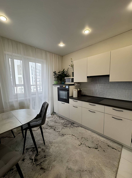 Квартира 3-комн., 56 м²