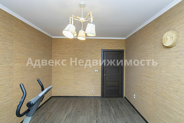 Квартира 3-комн., 85 м²