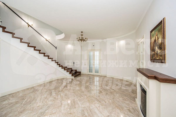 Дом, 410 кв.м.