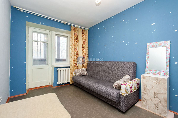 Квартира 3-комн., 55 м²