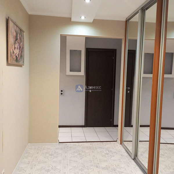 Квартира 2-комн., 64.4 м²