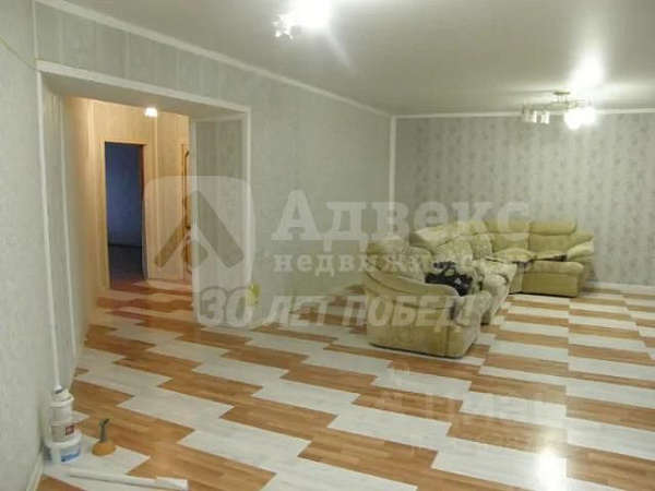 Квартира 2-комн., 77.7 м²
