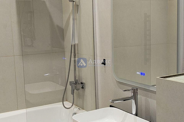 Квартира 1-комн., 57.2 м²