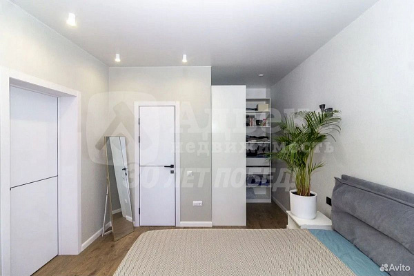 Квартира 2-комн., 67 м²