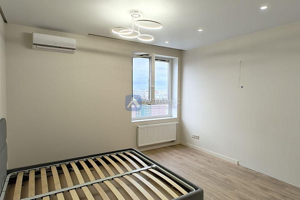 Квартира 1-комн., 57.2 м²