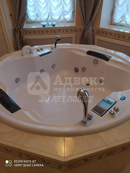 4-к квартира, 233 кв.м.