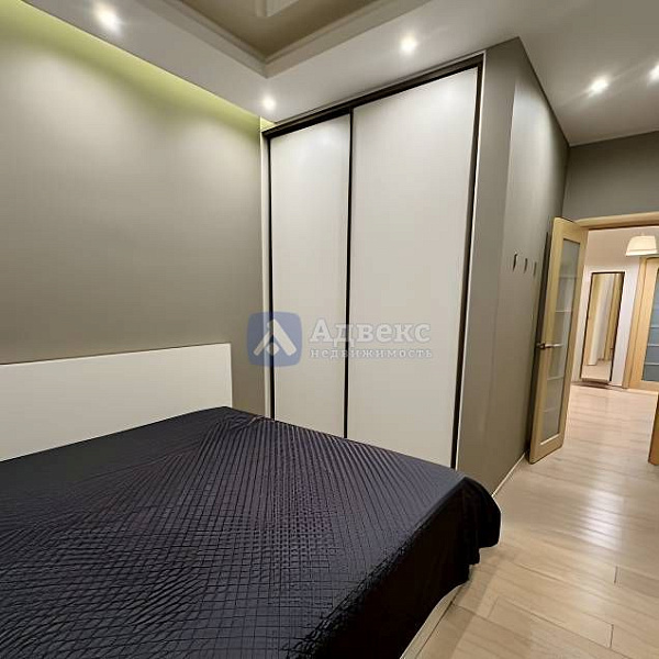 Квартира 3-комн., 82.3 м²