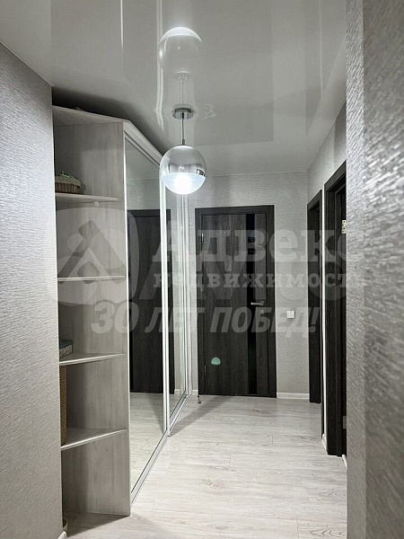 Квартира 3-комн., 76.3 м²