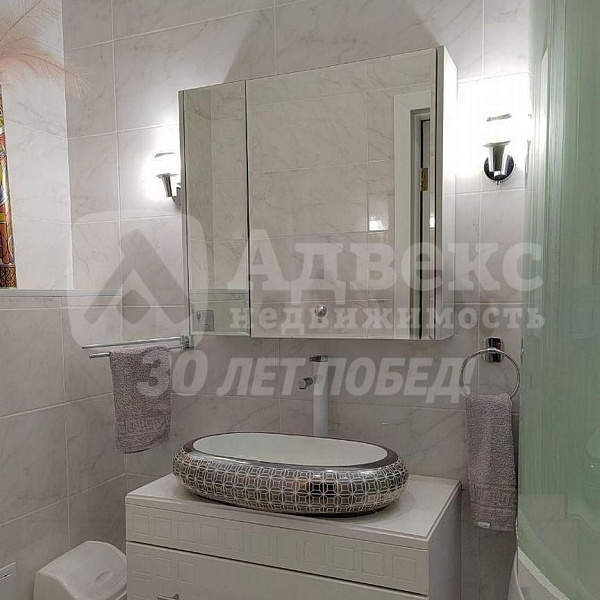 Коттедж 301.2 м²