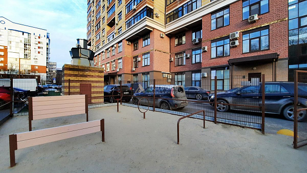 Квартира 3-комн., 119 м²