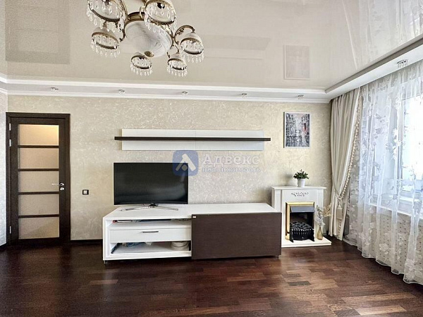 3-к квартира, 96 кв.м. 3-к квартира, 96 кв.м.