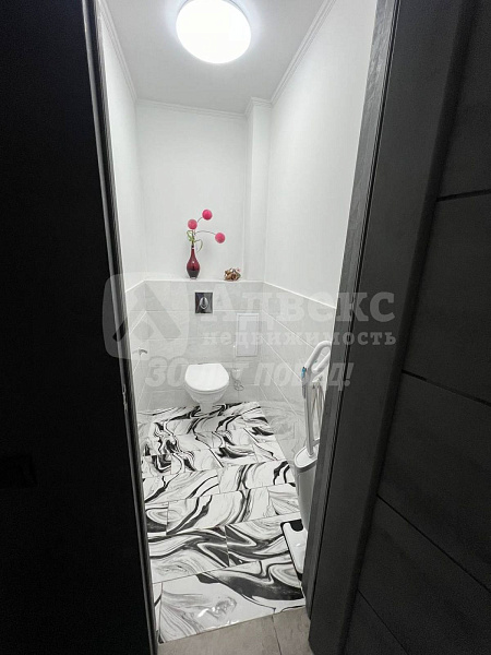 Квартира 3-комн., 85 м²