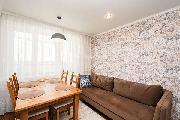 Квартира 2-комн., 67.7 м²