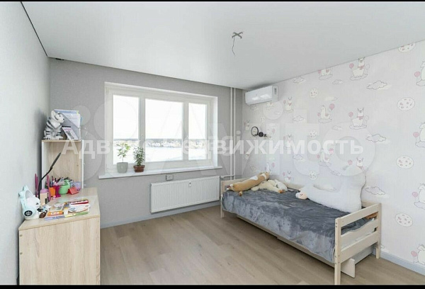 Квартира 3-комн., 87 м²