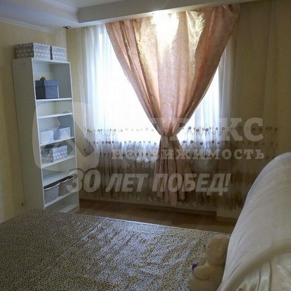 Квартира 3-комн., 93.3 м²