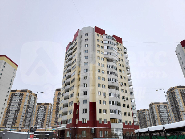 Квартира 1-комн., 42 м²