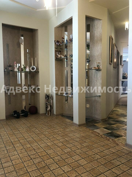 Квартира 3-комн., 110 м²