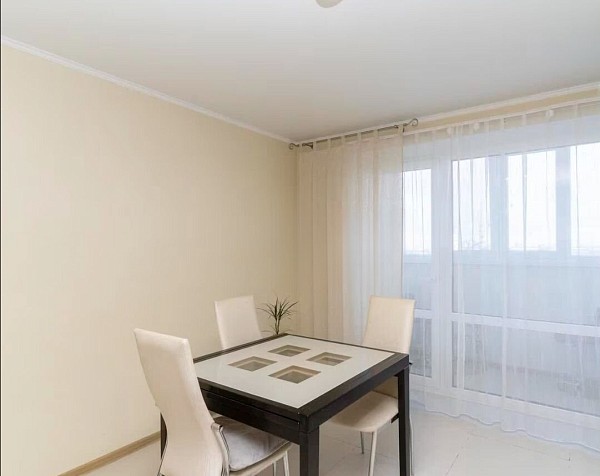 Квартира 3-комн., 90.2 м²