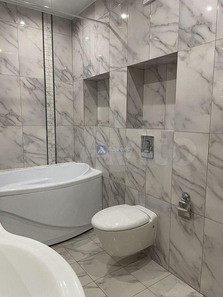 Квартира 3-комн., 128.4 м² Квартира 3-комн., 128.4 м²