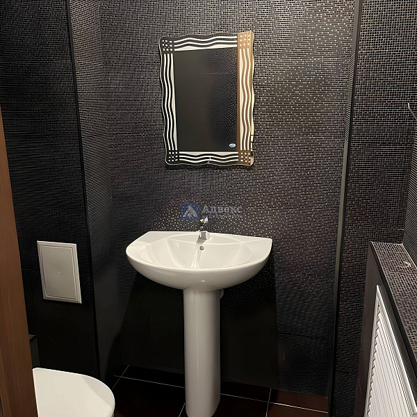 Квартира 2-комн., 76 м²