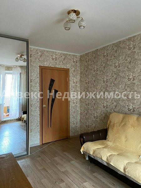 Квартира 3-комн., 70 м²