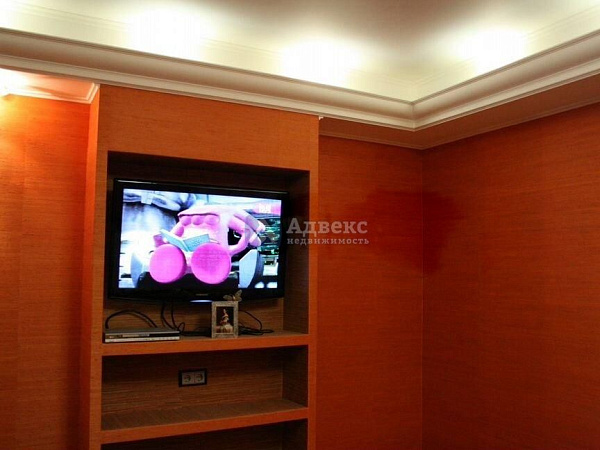 Квартира 3-комн., 100 м² Квартира 3-комн., 100 м²